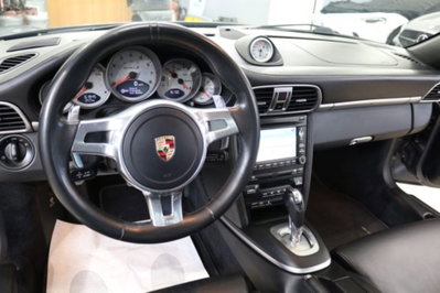 Porsche 911 Coupé Turbo S (9)
