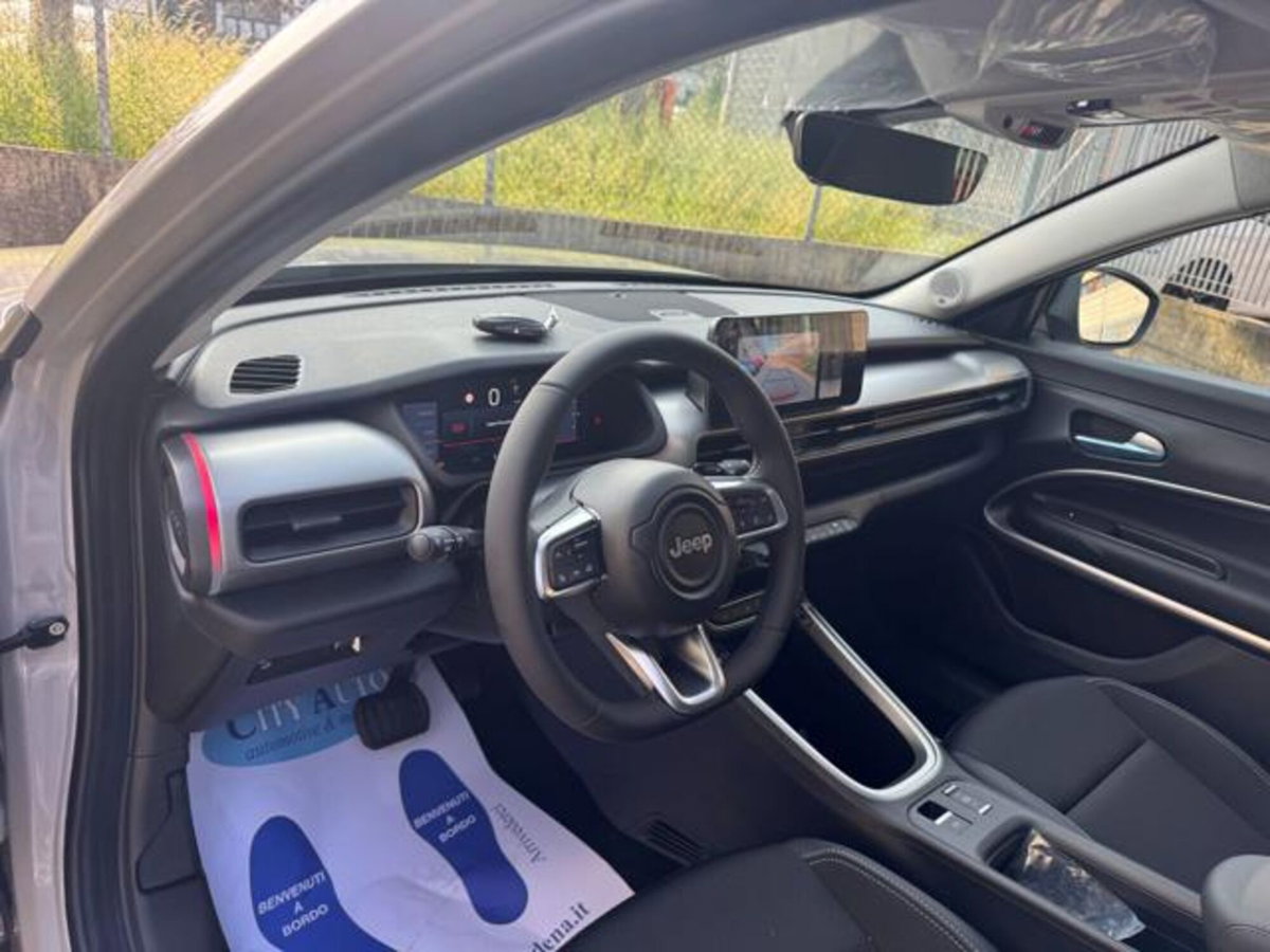 Jeep Avenger 1.2 turbo Summit fwd 100cv (7)