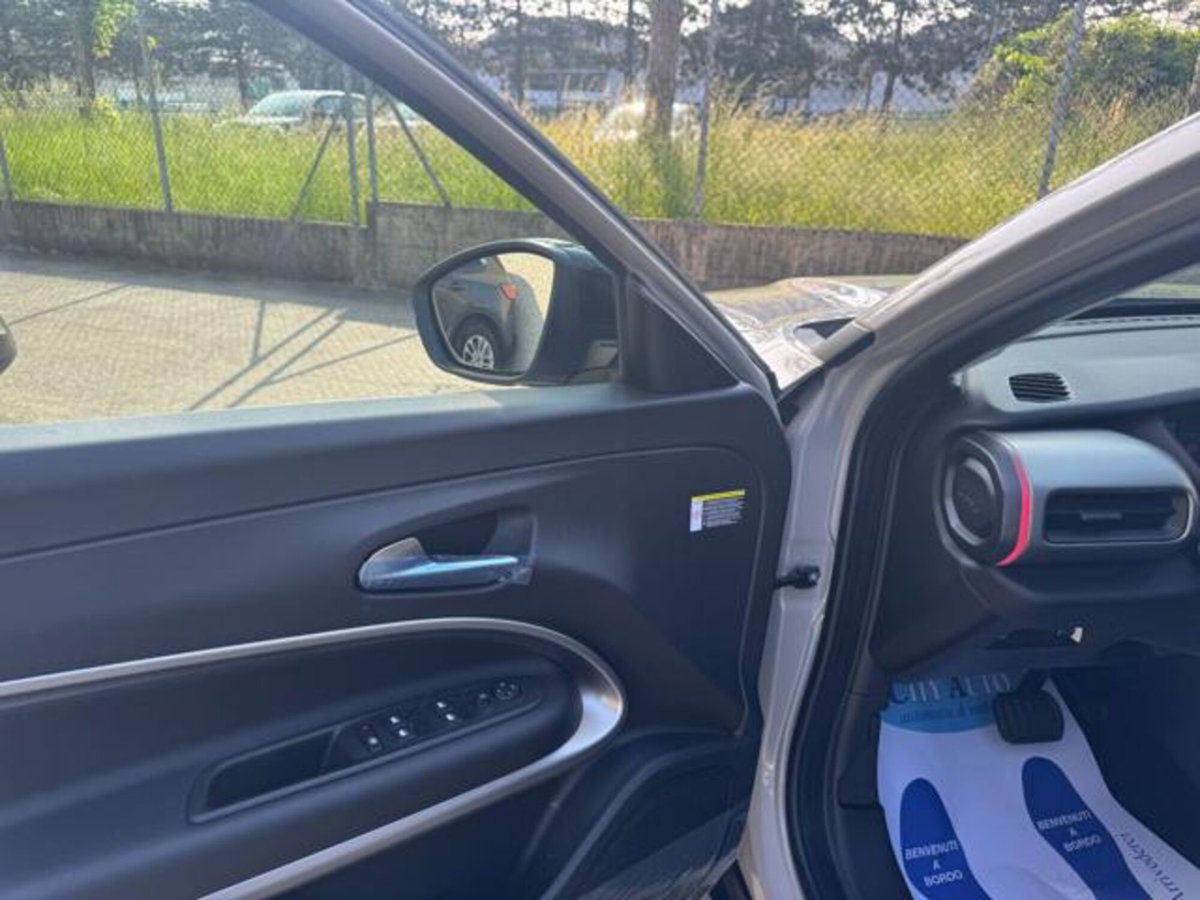 Jeep Avenger 1.2 turbo Summit fwd 100cv (8)