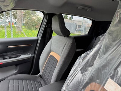 Citroen C3 Aircross elettrico Plus 113cv (8)