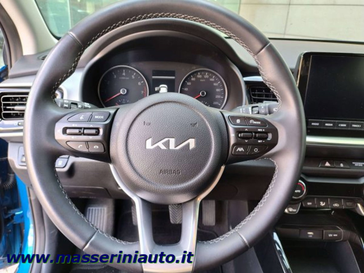 Kia Stonic 1.0 T-GDi 100 CV MHEV MT Style (13)