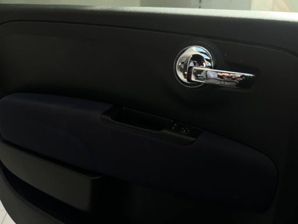 Fiat 500 1.0 Hybrid Lounge (19)