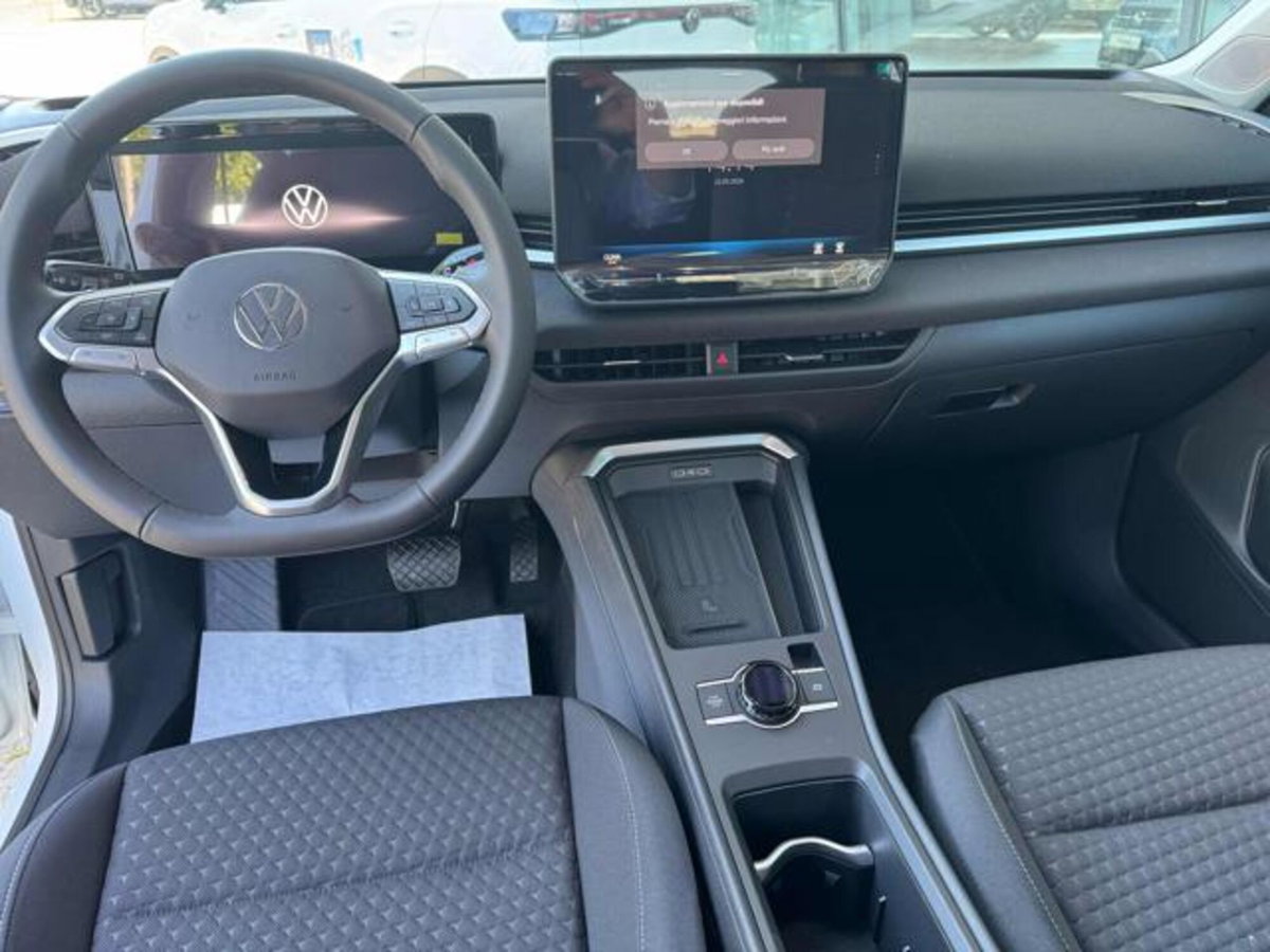 Volkswagen T-Roc 1.5 etsi Style 150cv dsg (7)