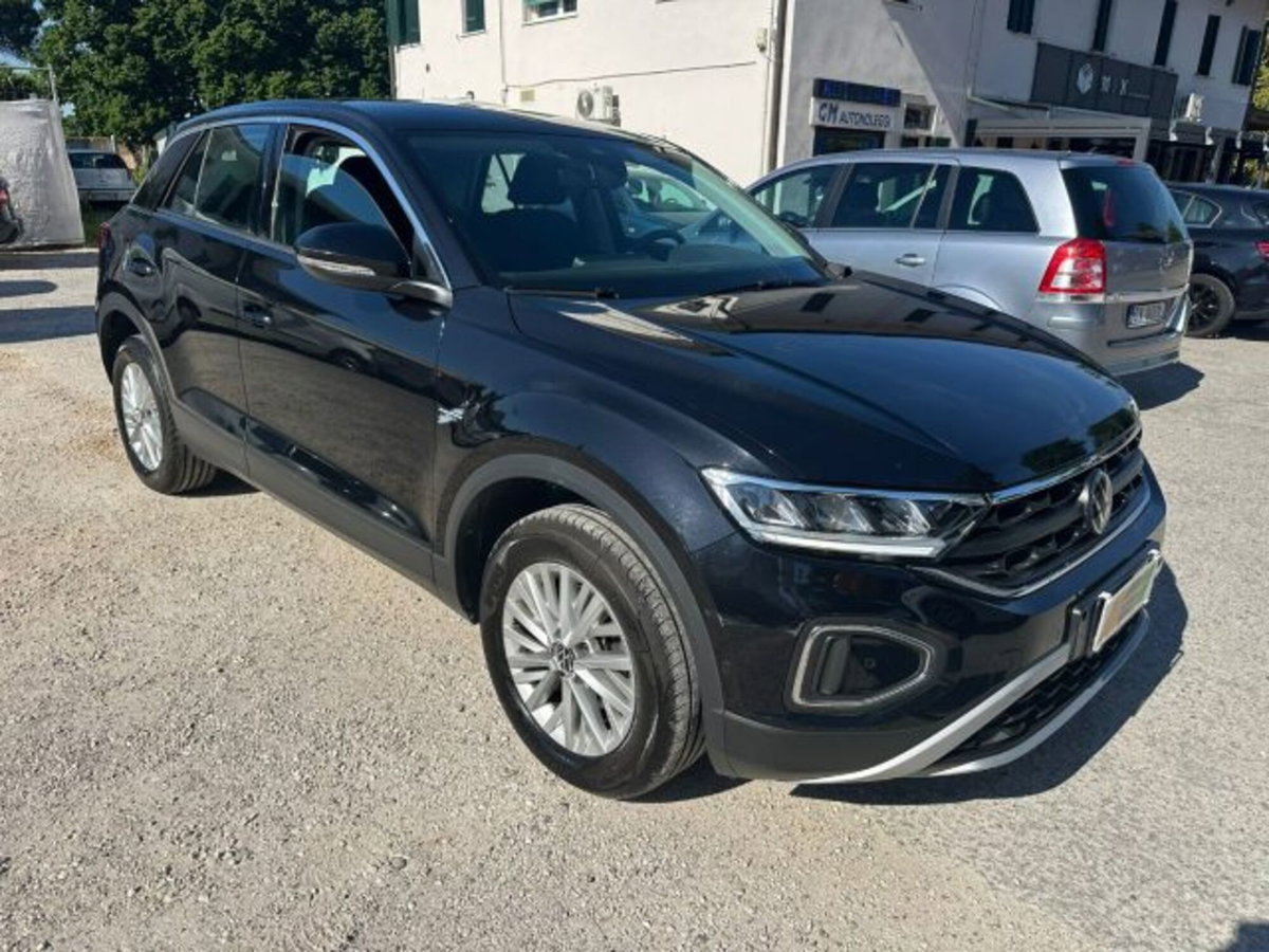 Volkswagen T-Roc 1.0 TSI Life (12)