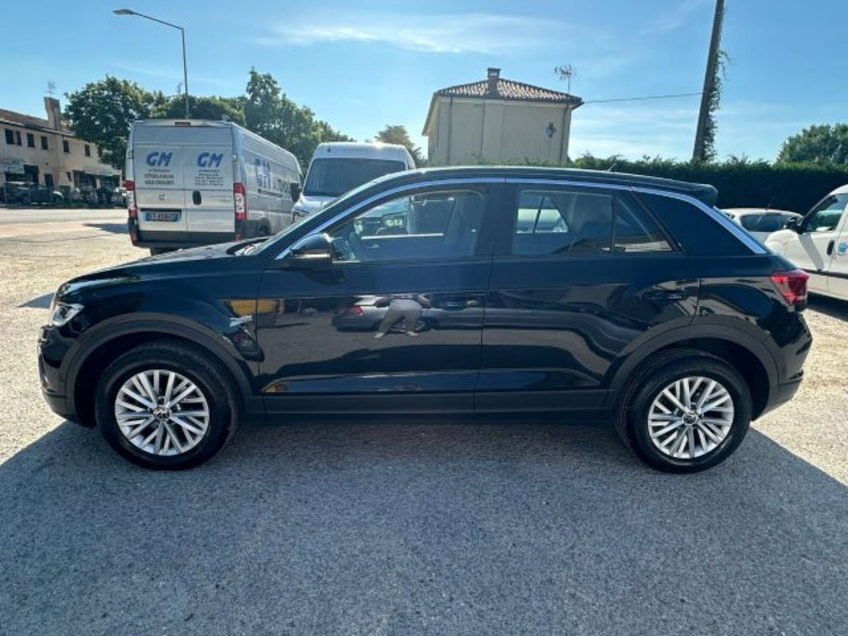 Volkswagen T-Roc 1.0 TSI Life (2)