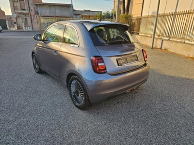 Fiat 500e Icon Berlina 42 kWh (7)
