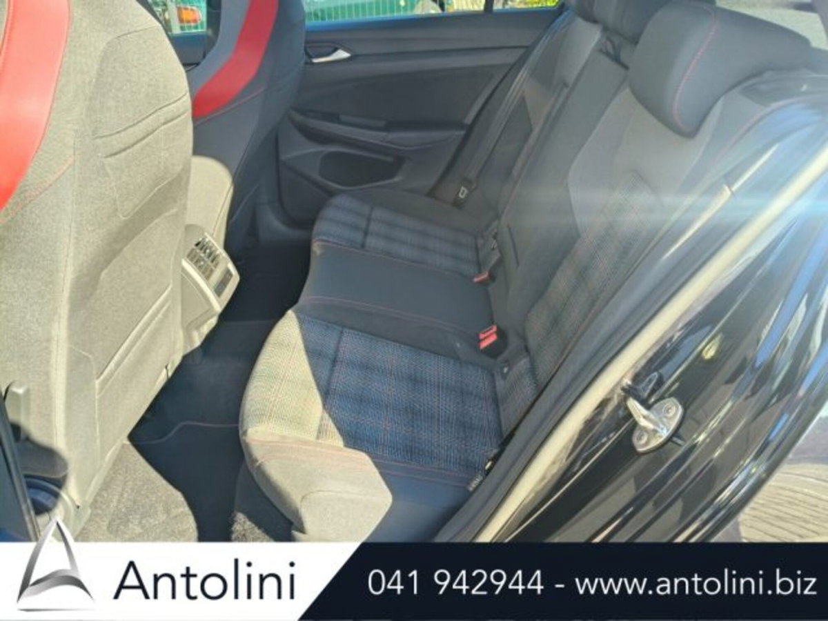 Volkswagen Golf 2.0 tsi GTI MT Ultimate 245cv (11)