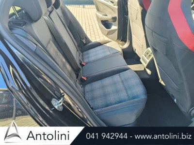 Volkswagen Golf 2.0 tsi GTI MT Ultimate 245cv (13)
