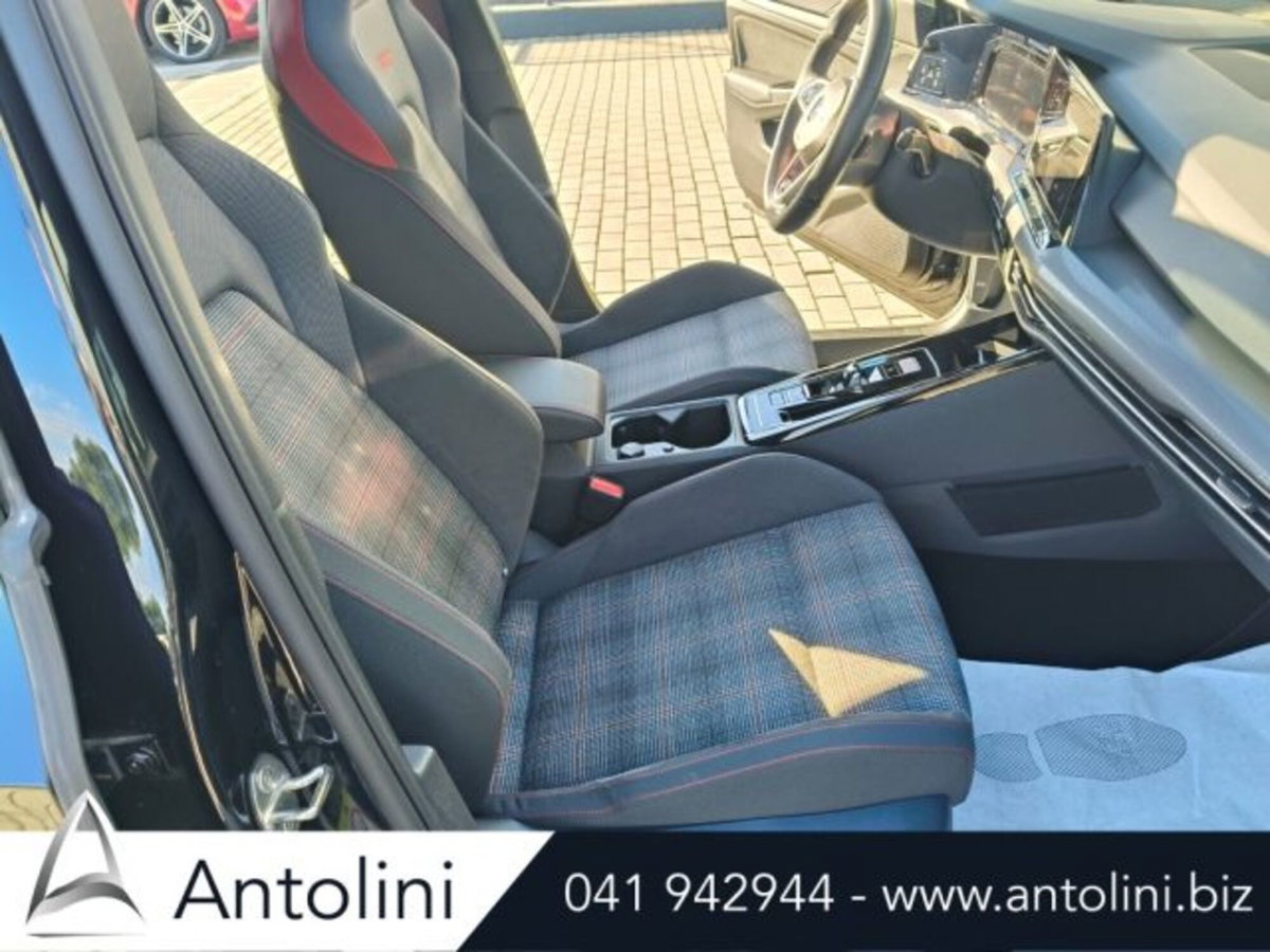 Volkswagen Golf 2.0 tsi GTI MT Ultimate 245cv (14)