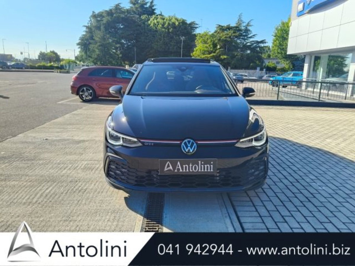 Volkswagen Golf 2.0 tsi GTI MT Ultimate 245cv (3)