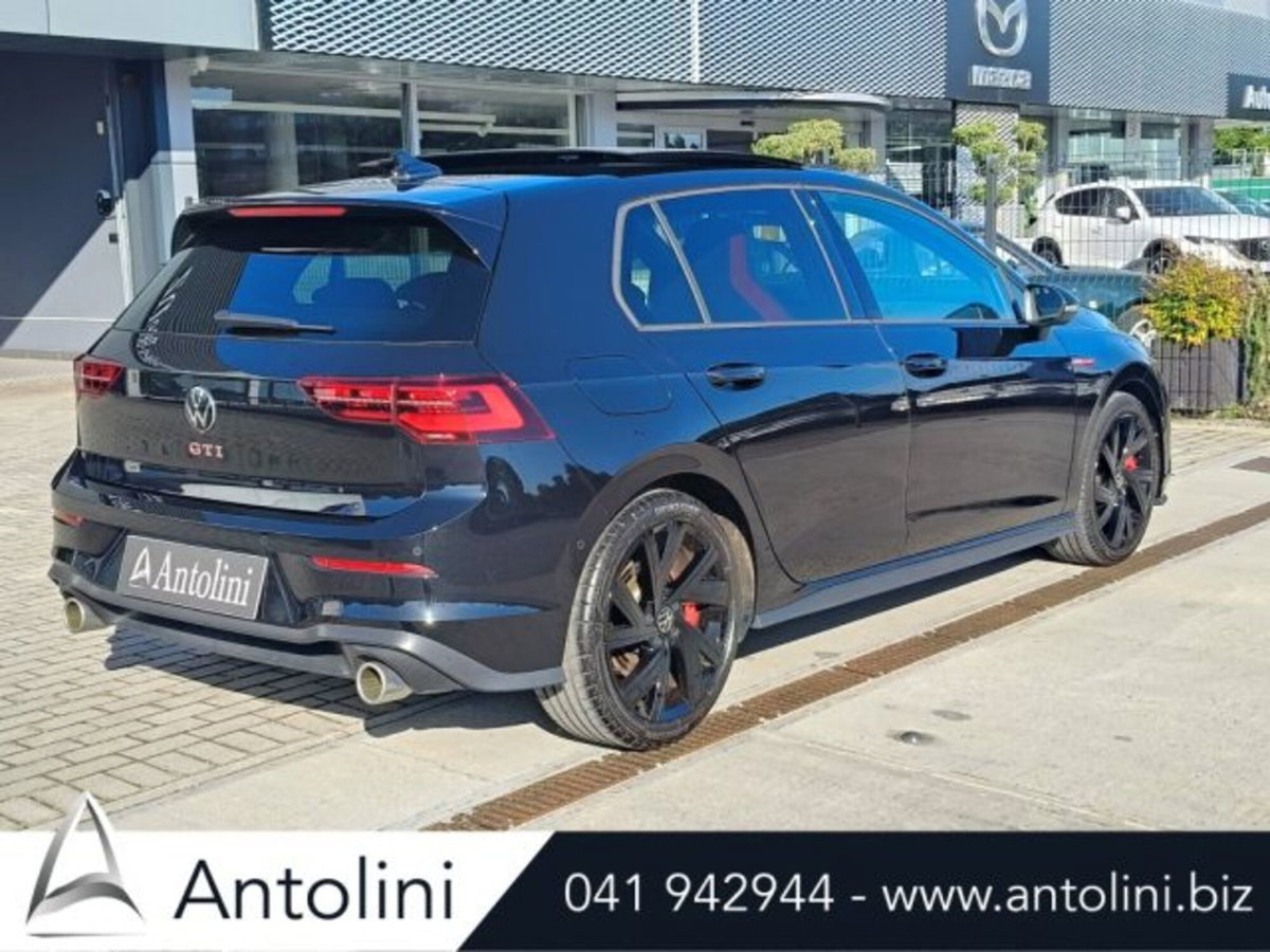 Volkswagen Golf 2.0 tsi GTI MT Ultimate 245cv (4)