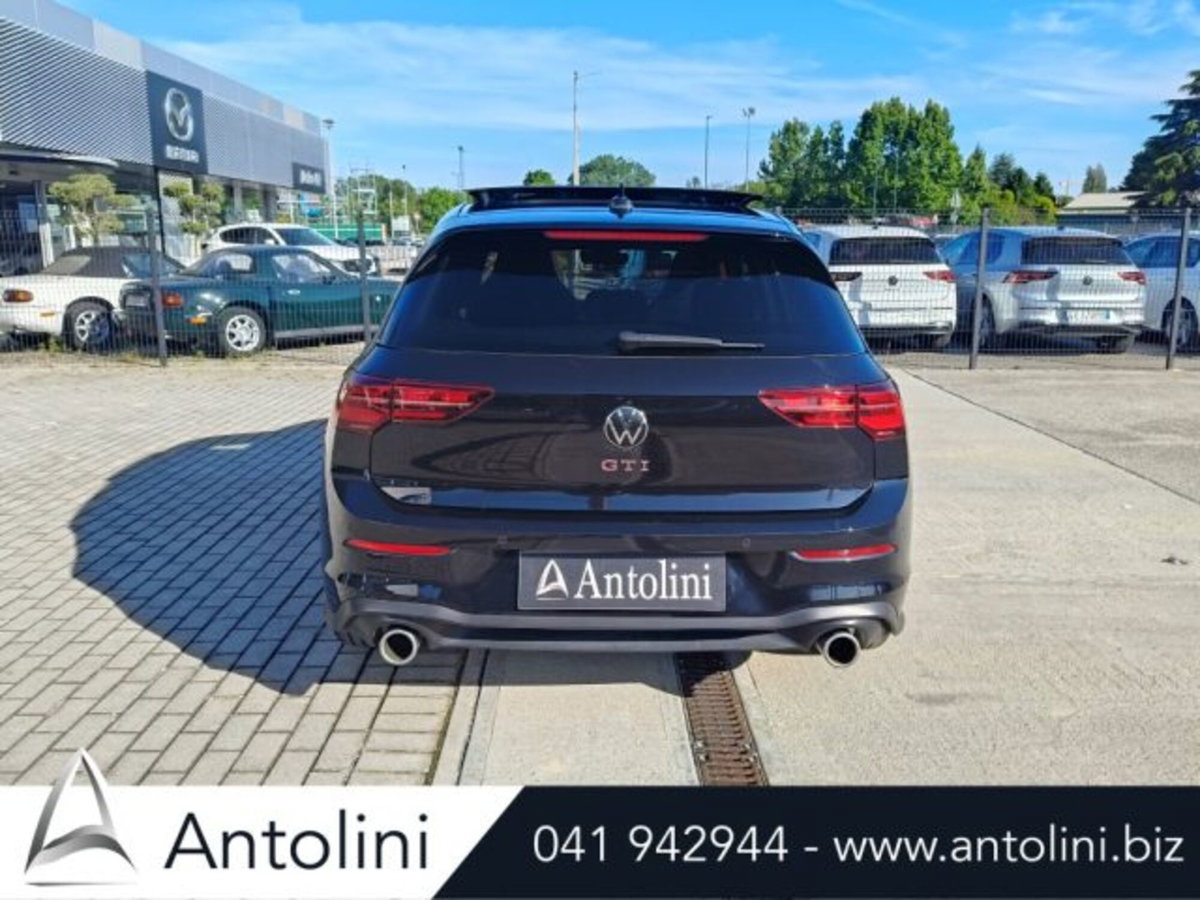 Volkswagen Golf 2.0 tsi GTI MT Ultimate 245cv (7)