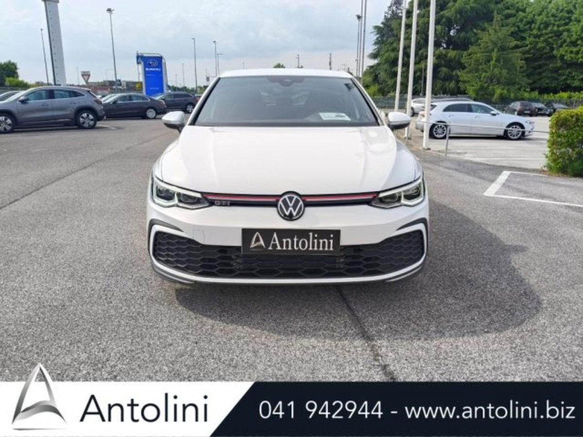 Volkswagen Golf 2.0 tsi GTI MT Ultimate 245cv (3)