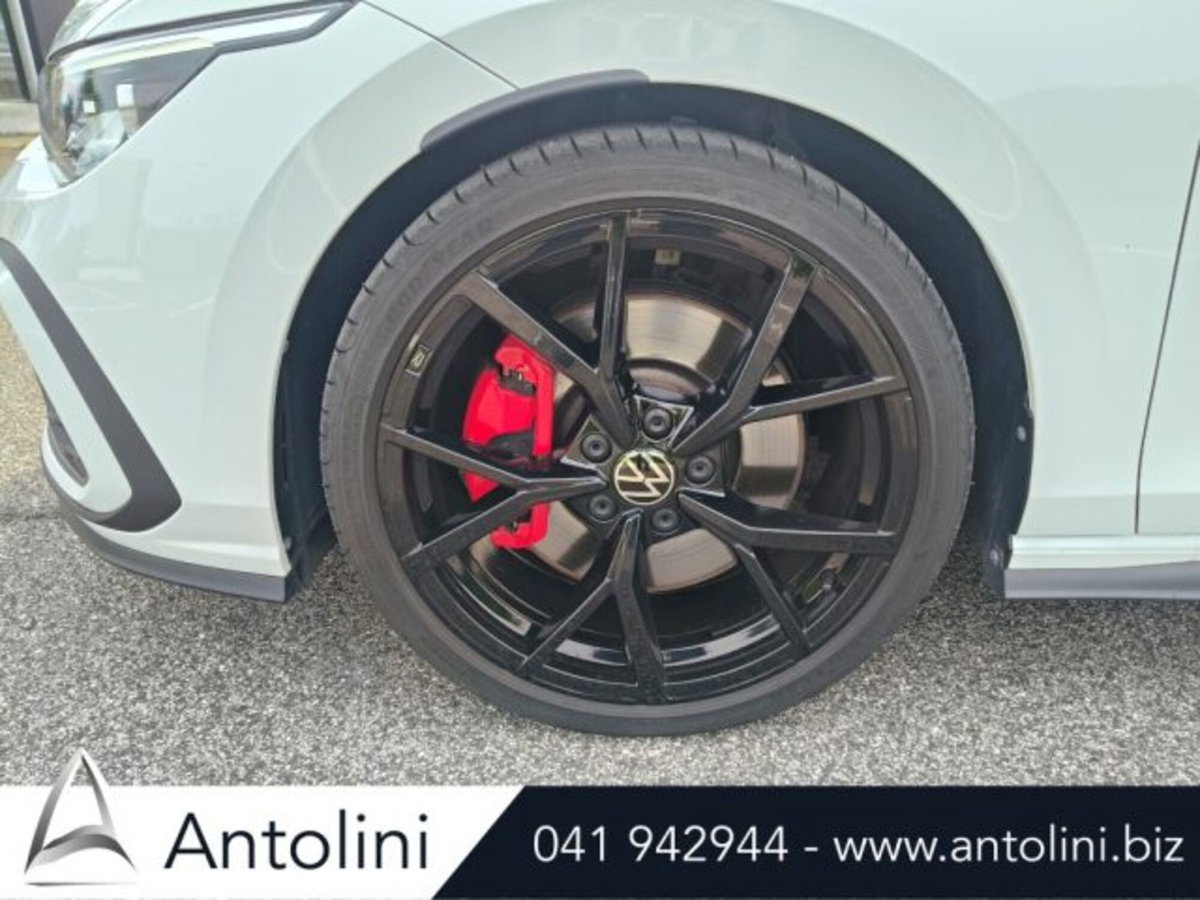 Volkswagen Golf 2.0 tsi GTI MT Ultimate 245cv (6)