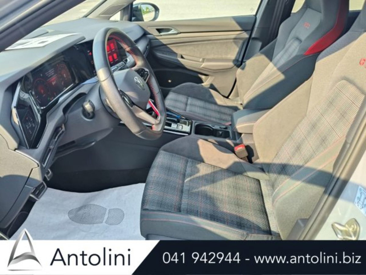 Volkswagen Golf 2.0 TSI GTI DSG (10)