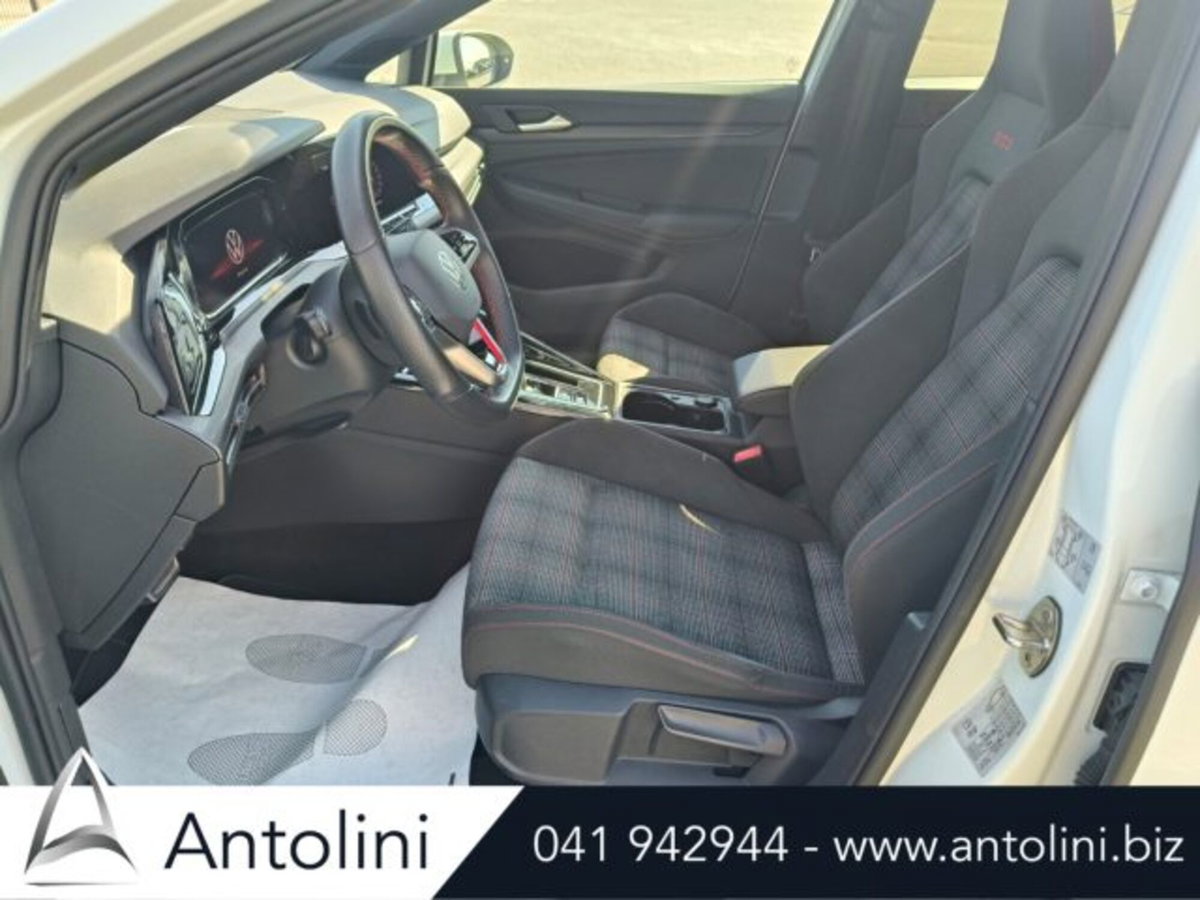 Volkswagen Golf 2.0 TSI GTI DSG (10)