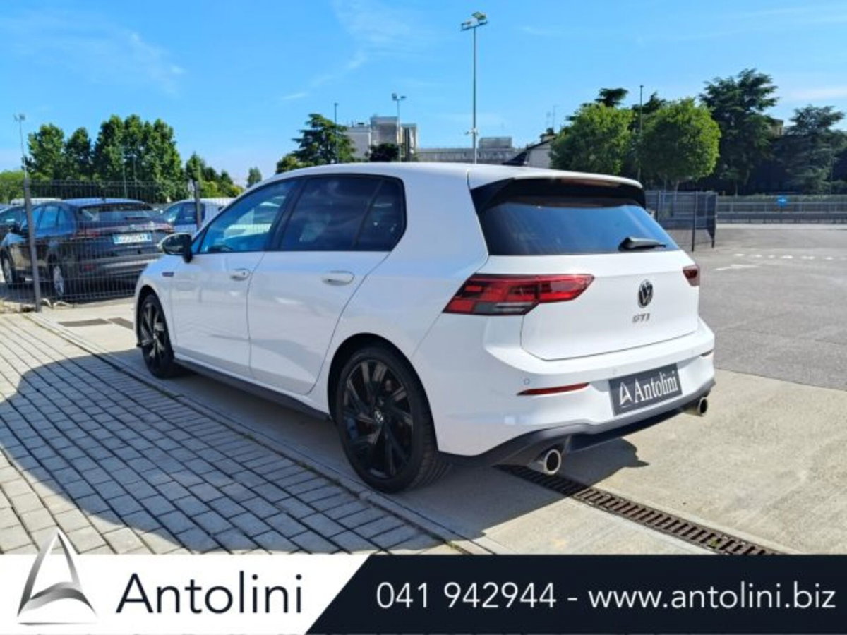 Volkswagen Golf 2.0 TSI GTI DSG (6)