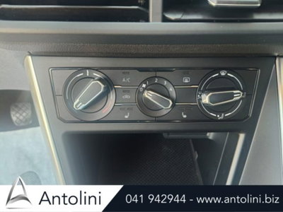 Volkswagen Polo 1.0 evo Life 80cv (15)