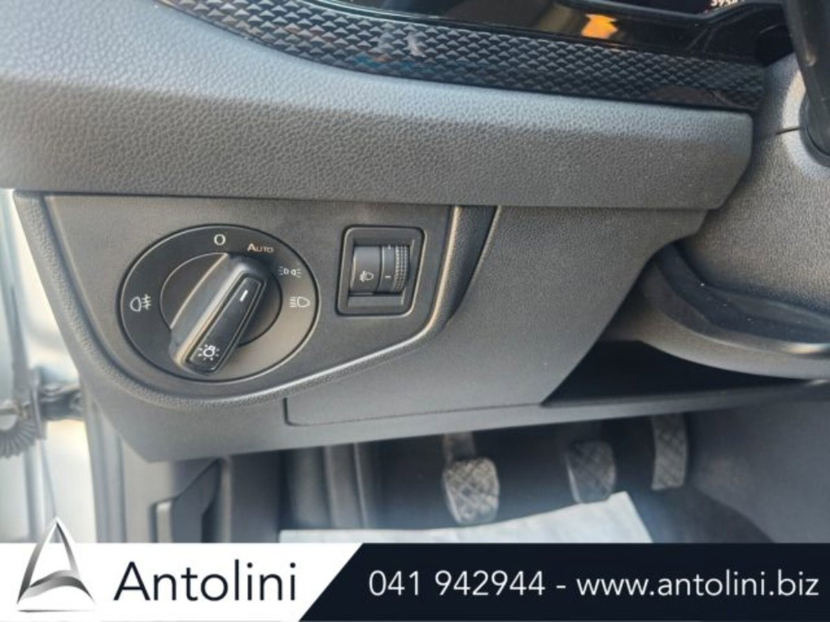 Volkswagen Polo 1.0 Life 80cv (20)