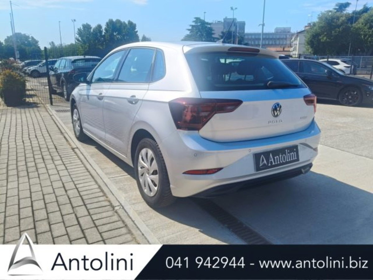 Volkswagen Polo 1.0 Life 80cv (6)