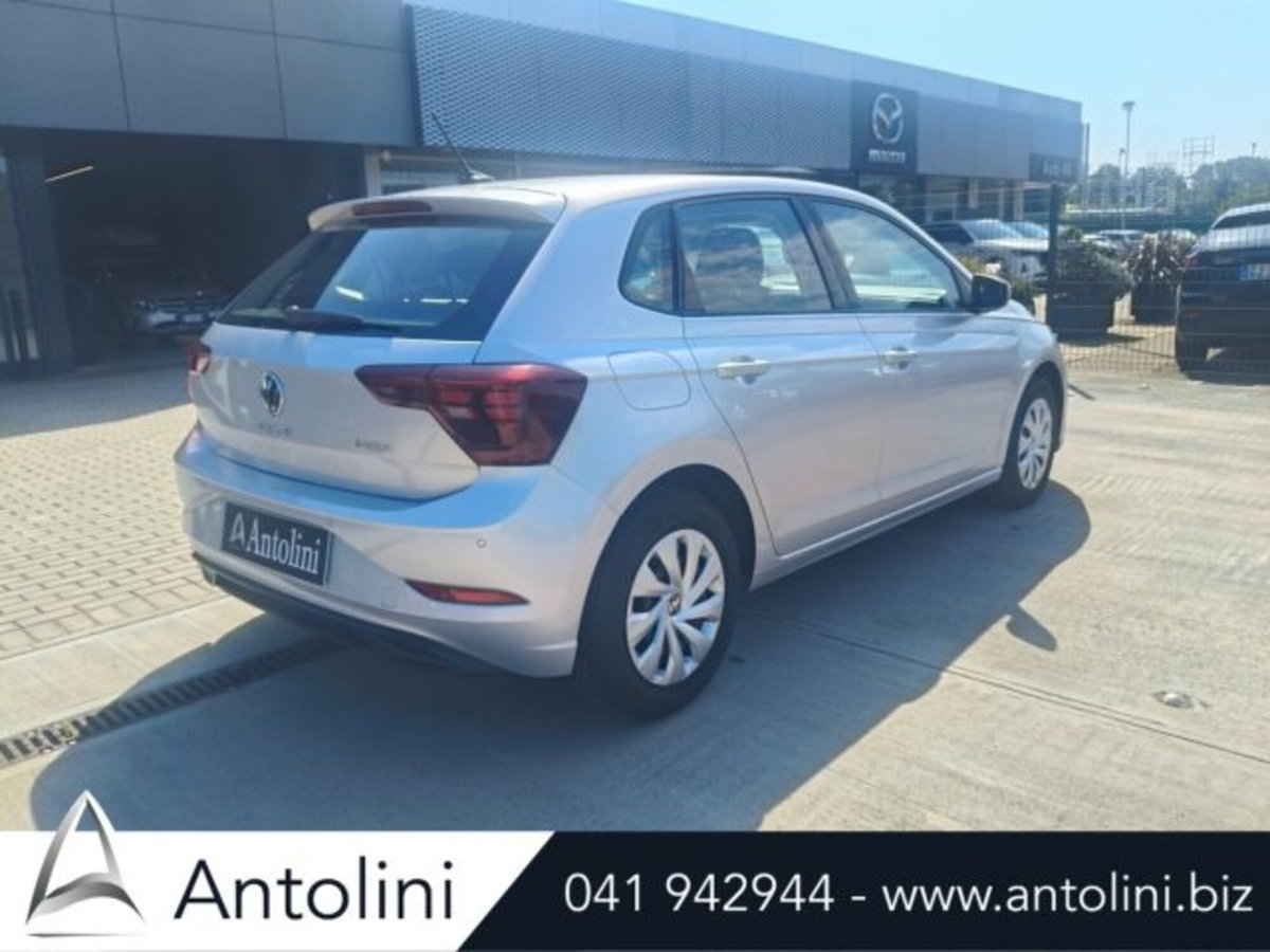 Volkswagen Polo 1.0 Life 80cv (8)