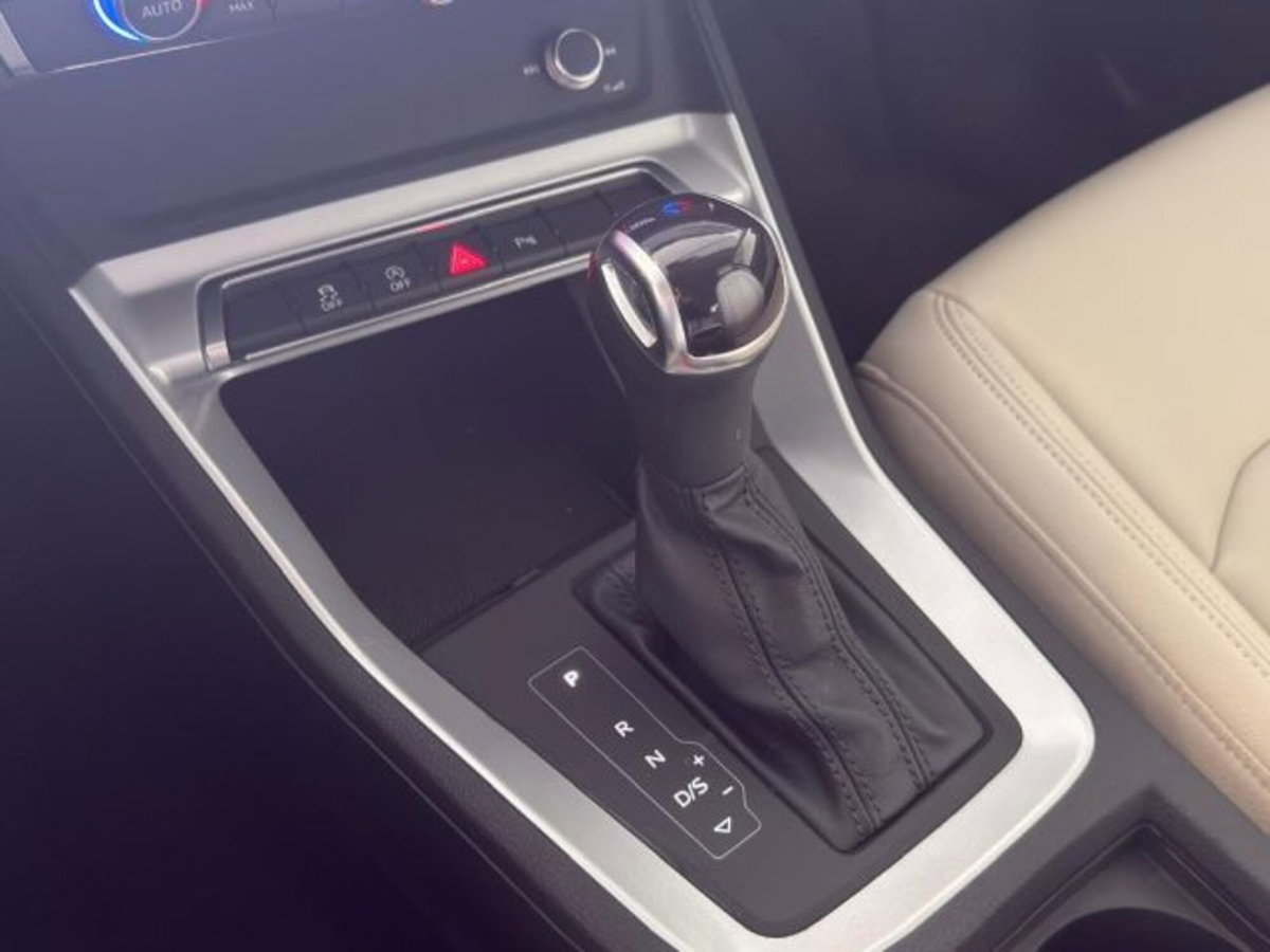 Audi Q3 35 TDI Business Advanced (15)