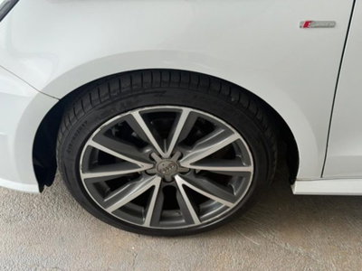 Audi A1 Sportback 1.4 TDI (8)
