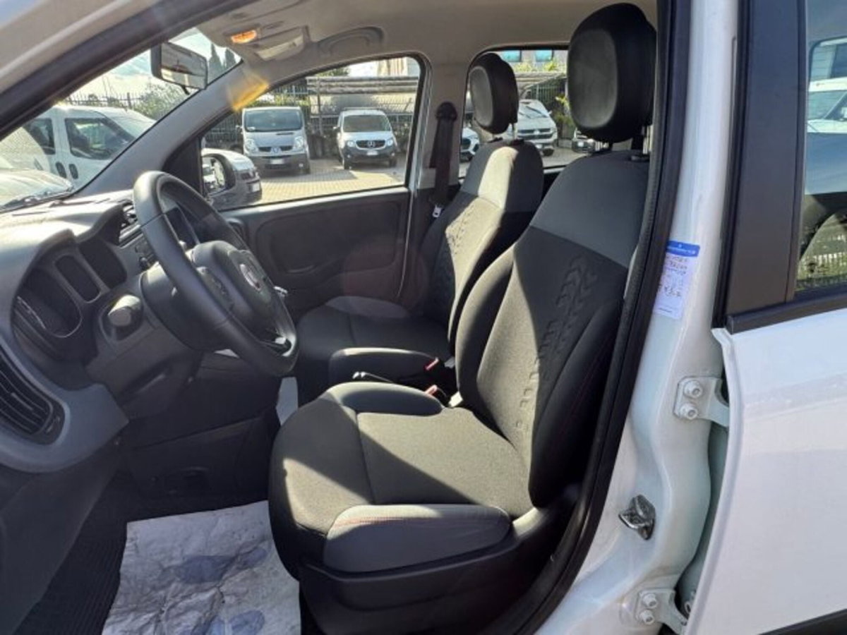 Fiat Panda 1.3 MJT 95 CV S&S 4x4 (9)