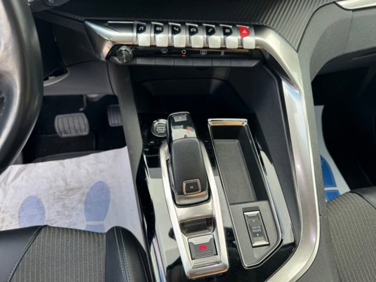 Peugeot 3008 BlueHDi 130 S&S EAT8 Allure Pack (12)