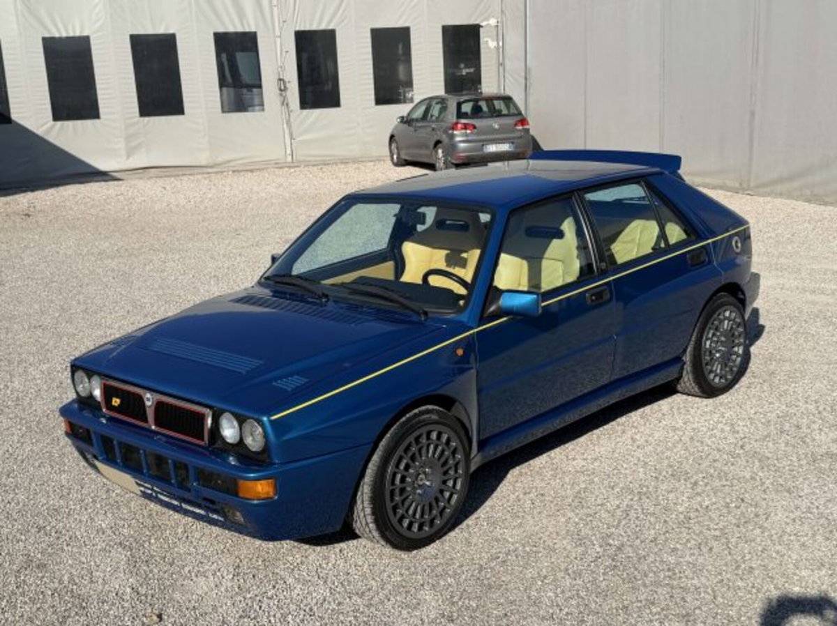 Lancia Delta turbo 16V cat HF integrale (2)