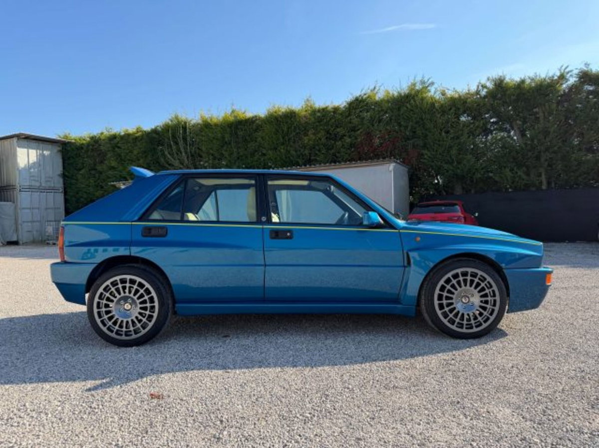 Lancia Delta turbo 16V cat HF integrale (6)