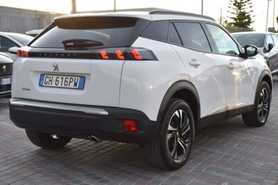 Peugeot 2008 BlueHDi 130 S&S EAT8 Allure Pack (4)