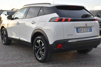 Peugeot 2008 BlueHDi 130 S&S EAT8 Allure Pack (6)