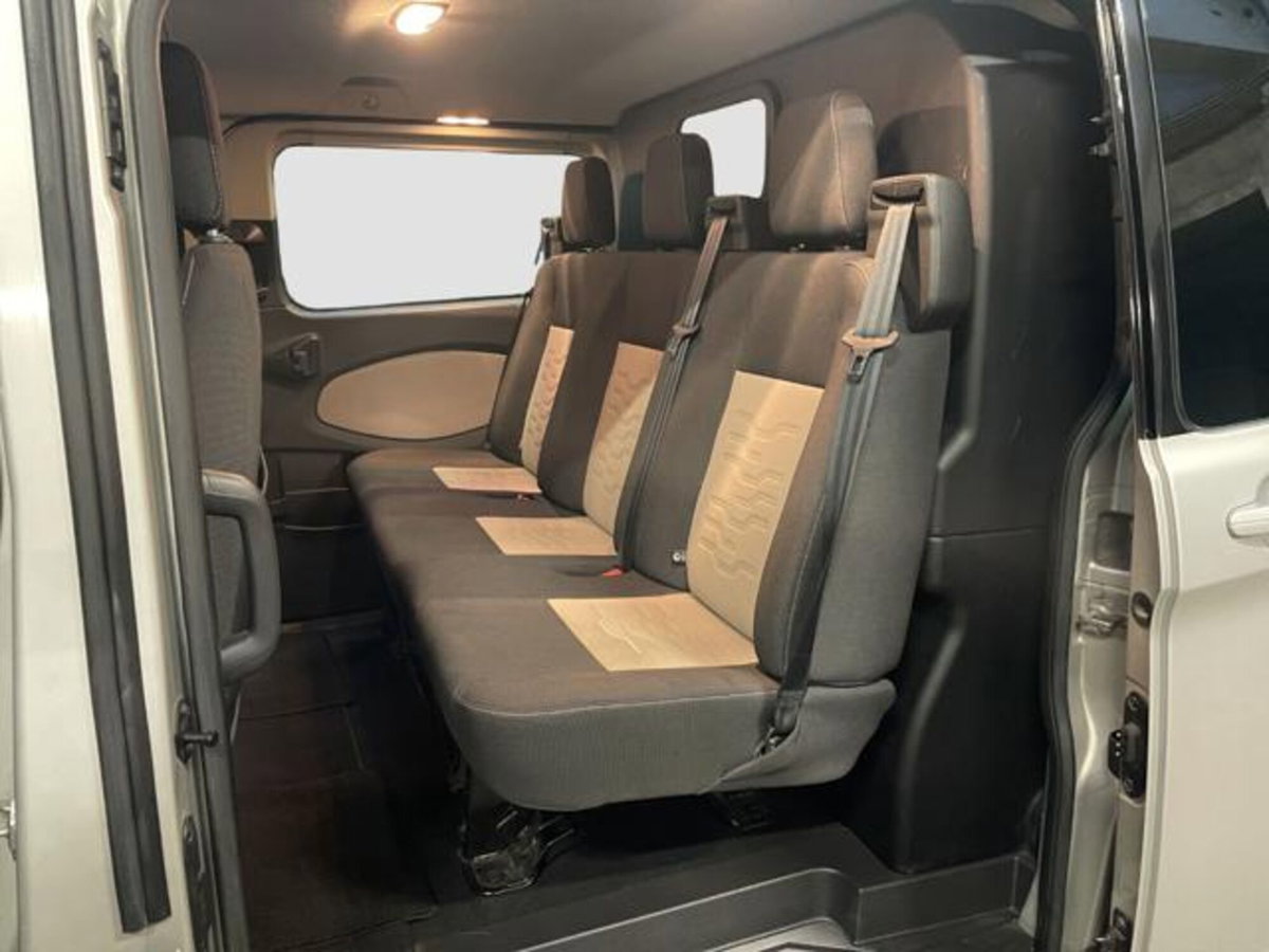 Ford Transit Custom Furgone 270 2.0 TDCi 130 PC Furgone Titanium (13)