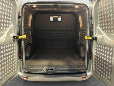 Ford Transit Custom Furgone 270 2.0 TDCi 130 PC Furgone Titanium (14)