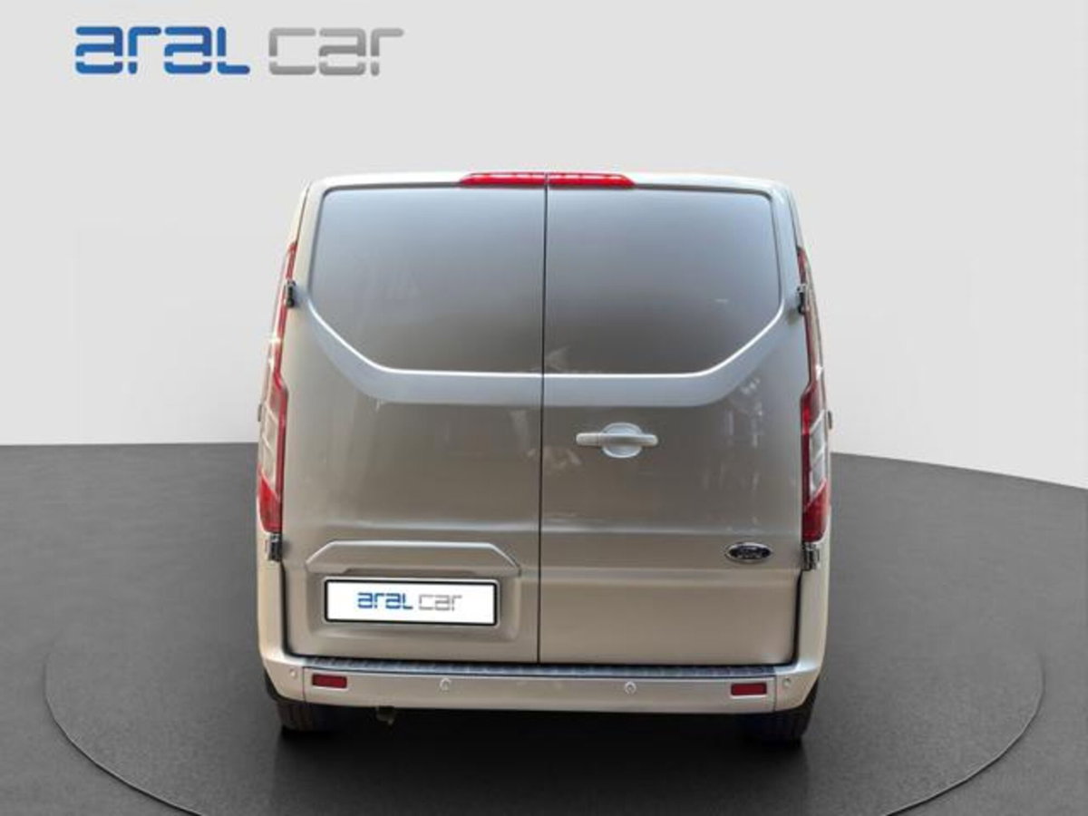 Ford Transit Custom Furgone 270 2.0 TDCi 130 PC Furgone Titanium (5)