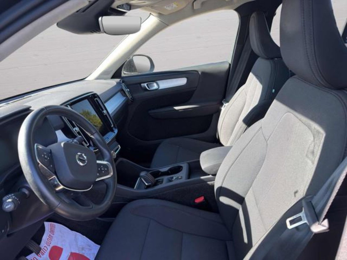 Volvo XC40 T5 Recharge Plug-in Hybrid Inscription Expression (9)