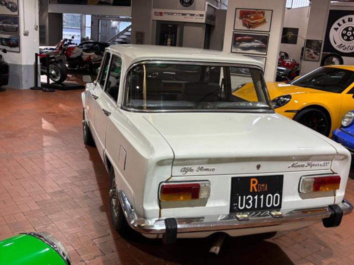 Alfa Romeo Giulia 2.9 T V6 Quadrifoglio (4)