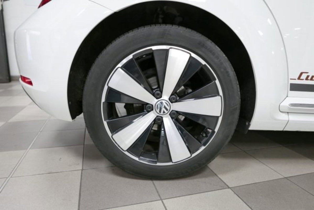Volkswagen Maggiolino Cabrio 1.4 TSI DSG Sport (15)