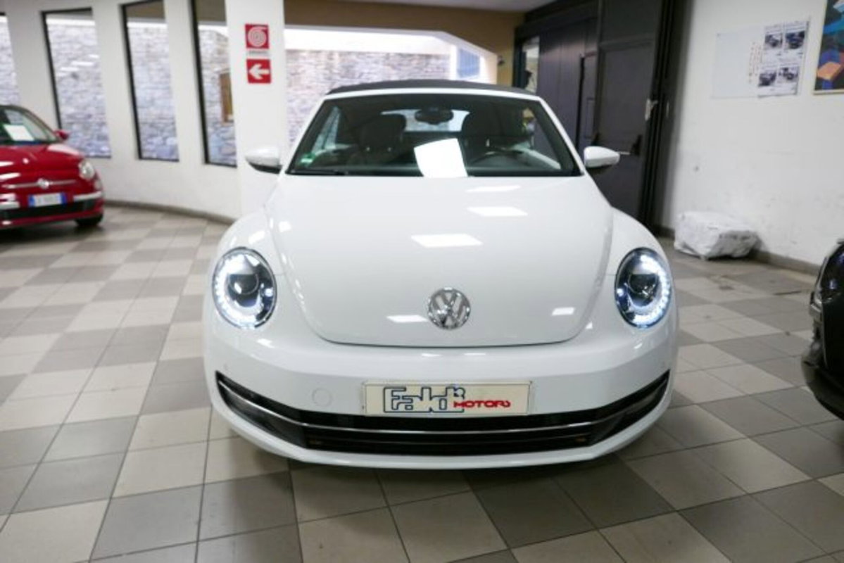 Volkswagen Maggiolino Cabrio 1.4 TSI DSG Sport (2)