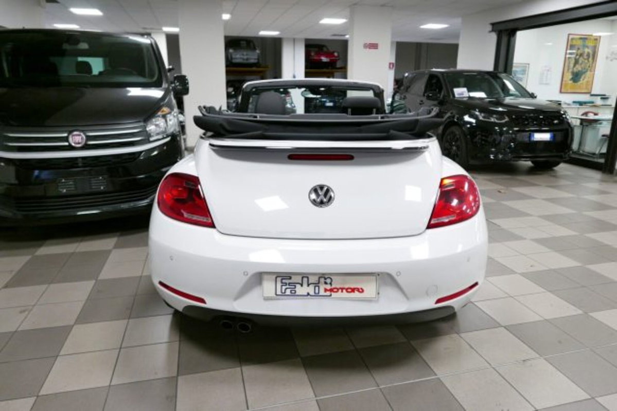 Volkswagen Maggiolino Cabrio 1.4 TSI DSG Sport (4)