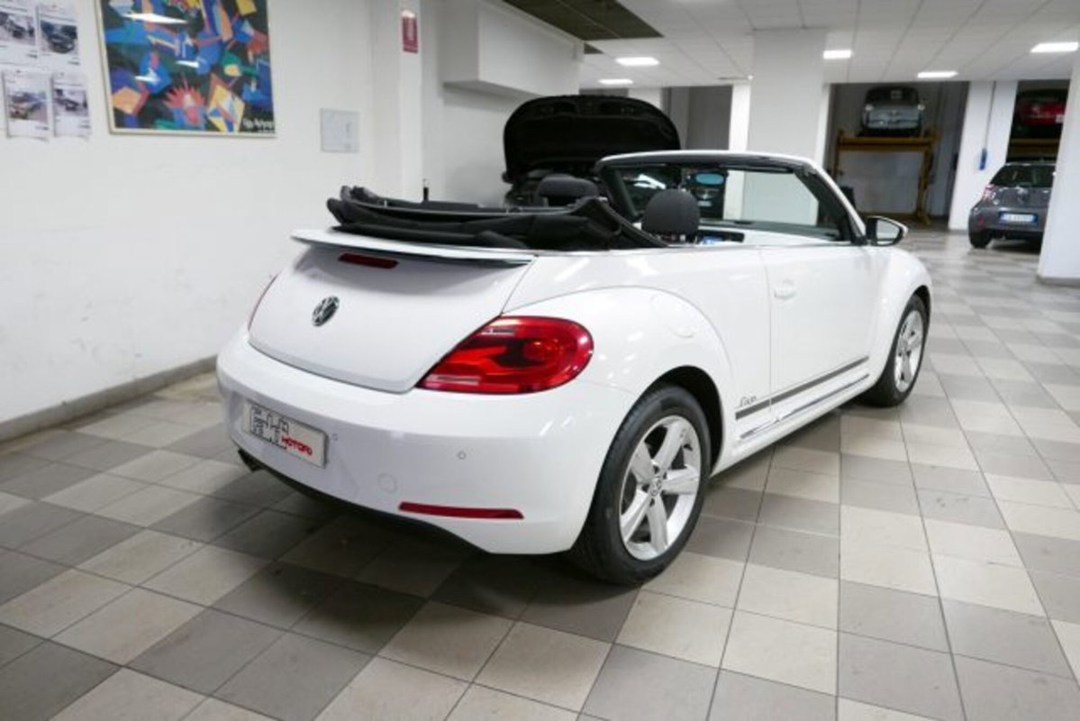 Volkswagen Maggiolino Cabrio 1.4 TSI DSG Sport (5)