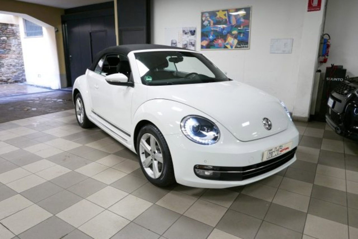 Volkswagen Maggiolino Cabrio 1.4 TSI DSG Sport (6)
