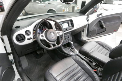Volkswagen Maggiolino Cabrio 1.2 TSI Design BlueMotion Technology (10)