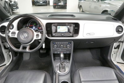 Volkswagen Maggiolino Cabrio 1.2 TSI Design BlueMotion Technology (9)