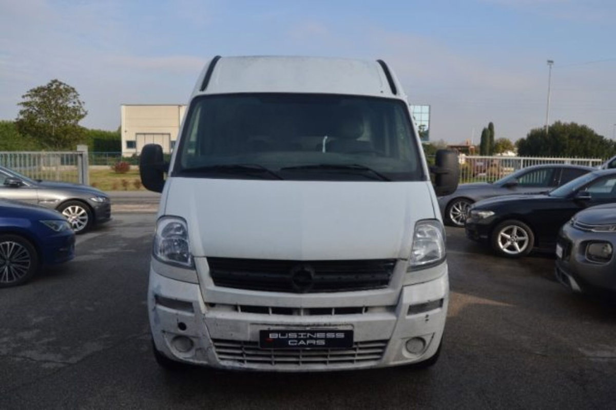 Opel Movano Furgone 35 3.0 CDTI 136CV PL-TMA Furgone (2)