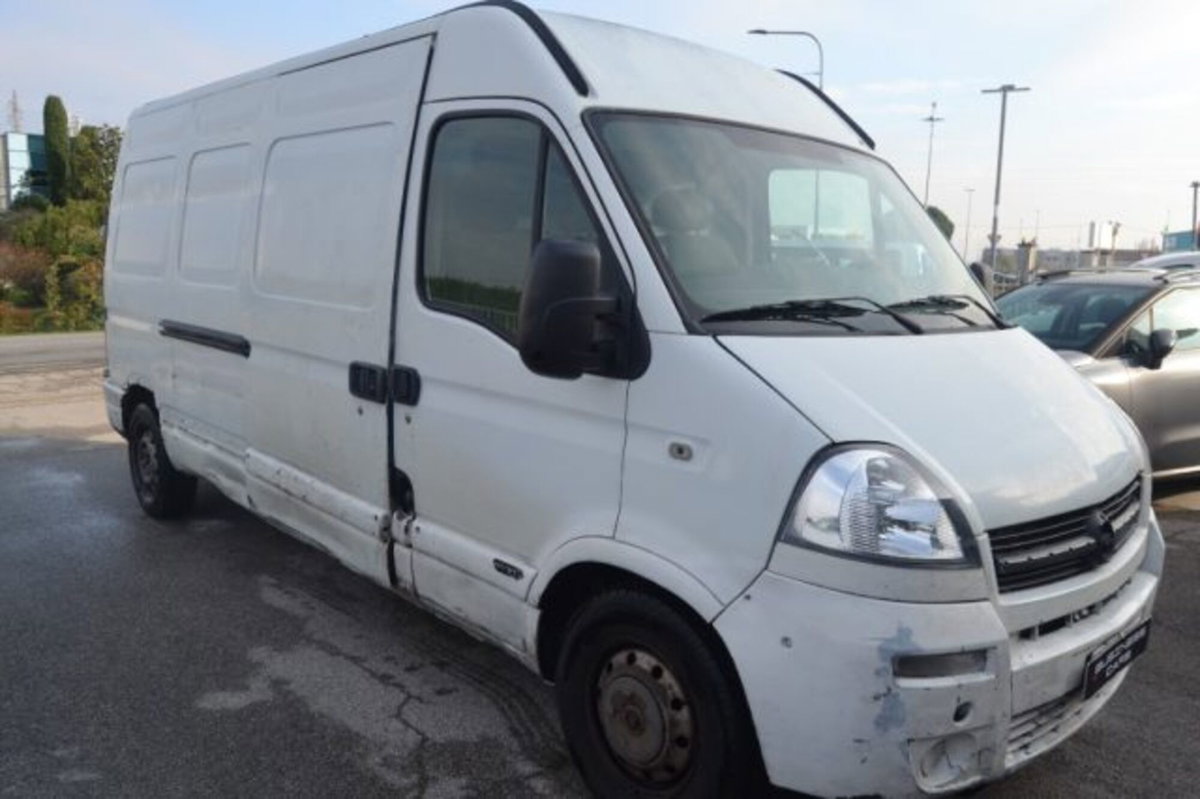 Opel Movano Furgone 35 3.0 CDTI 136CV PL-TMA Furgone (3)