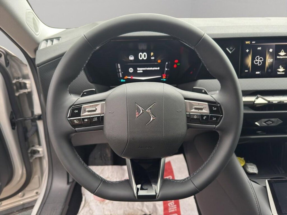 Ds DS 4 DS4 1.2 hybrid Antoine de Saint Exupery 136cv auto (10)