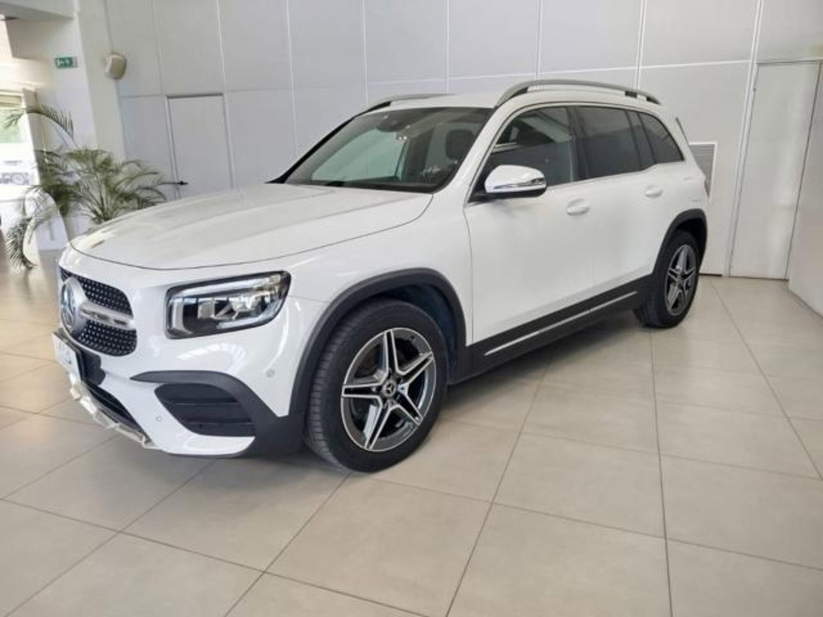 Mercedes-Benz GLB 200 d Automatic 4Matic Sport (2)