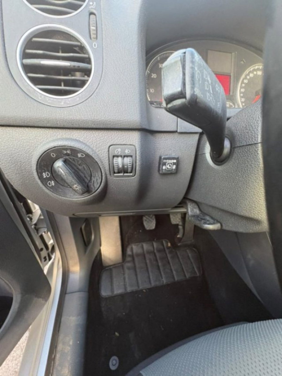 Volkswagen Golf Plus 1.6 United BiFuel G (7)